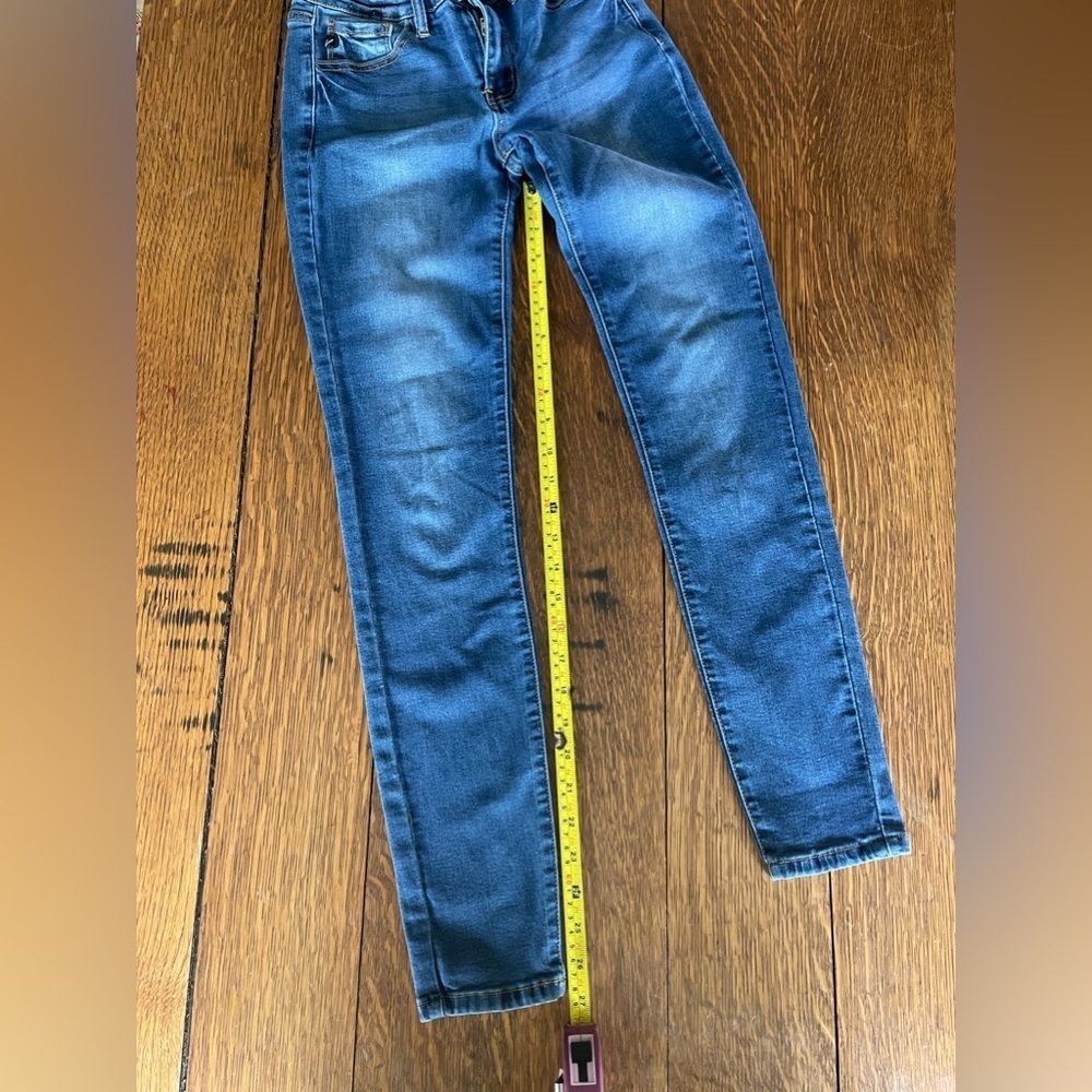 Great Pair of KanCan Jeans - size 25 - Picture 11 of 12